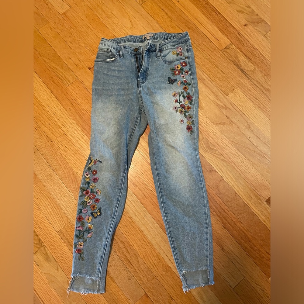 Floral Embroidered Jeans